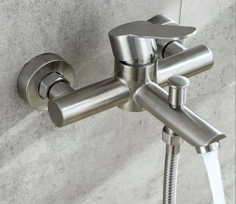 Keramische Scheibe Edelstahl-Badhahn mit 5,5 Zoll Auslass