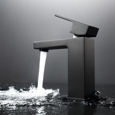 Schmutz-beständiger gebürsteter schwarzer Teller-Reinigungs-Hahn, der Matte Black Basin Taps galvanisiert